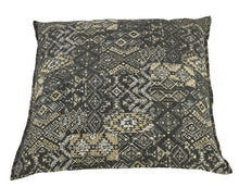 Load image into Gallery viewer, Bowsers Mendocino Soho Dog Bed
